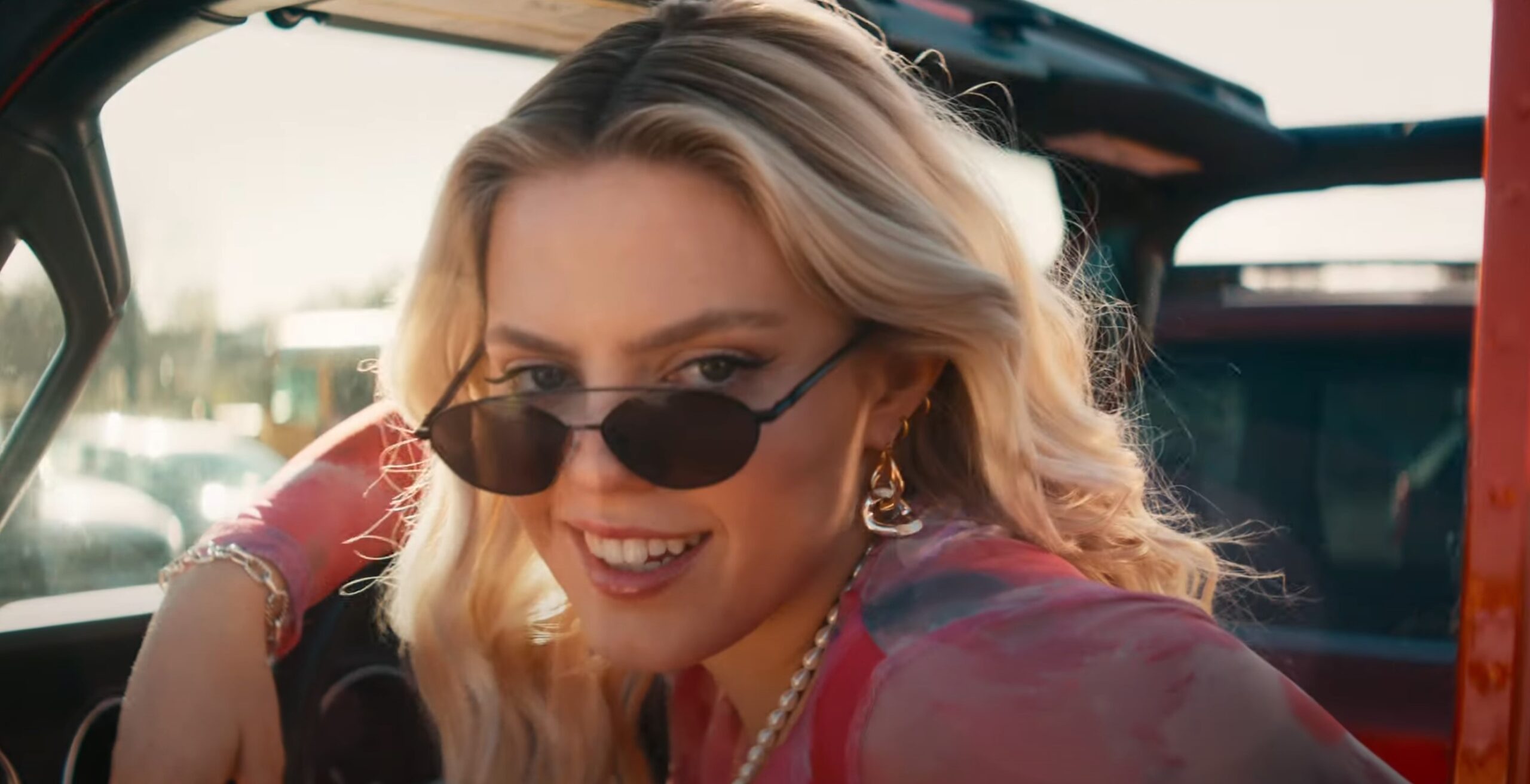 As Plásticas estão de volta - Meninas Malvadas versão musical ganha primeiro trailer