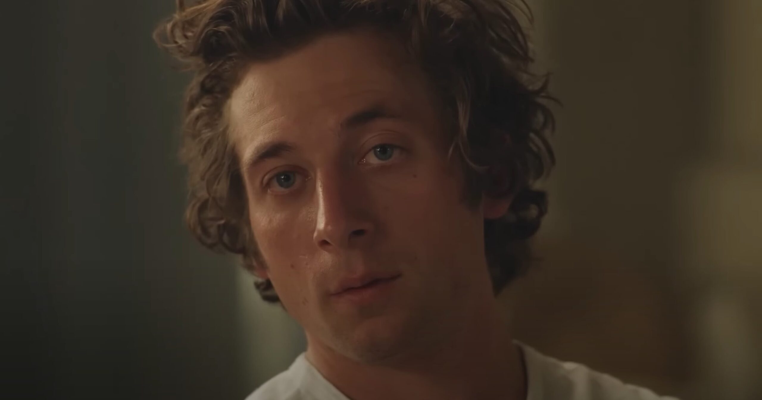Jeremy Allen White não se arrepende de reunião fracassada com a Marvel