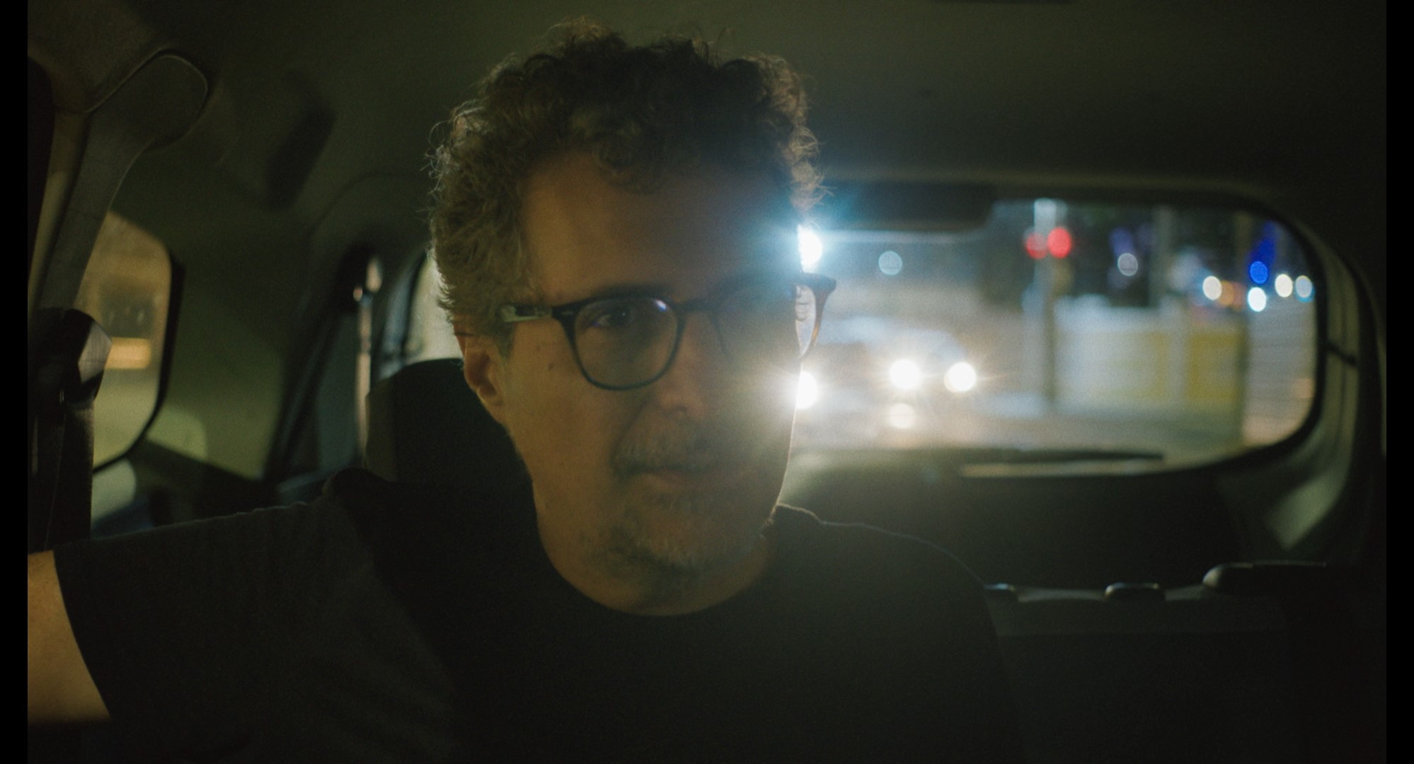 Retratos Fantasmas: sessão gratuita na Cinemateca Brasileira em 35mm