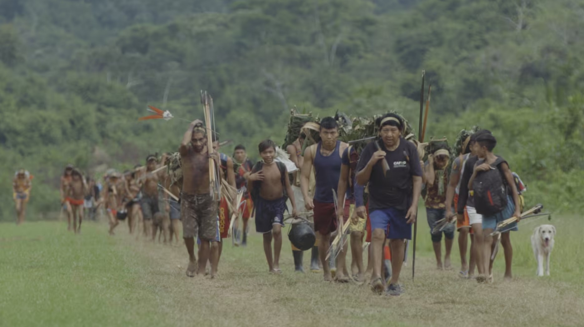 'A Queda do Céu': Documentário brasileiro sobre os Yanomami terá sua estreia em Cannes