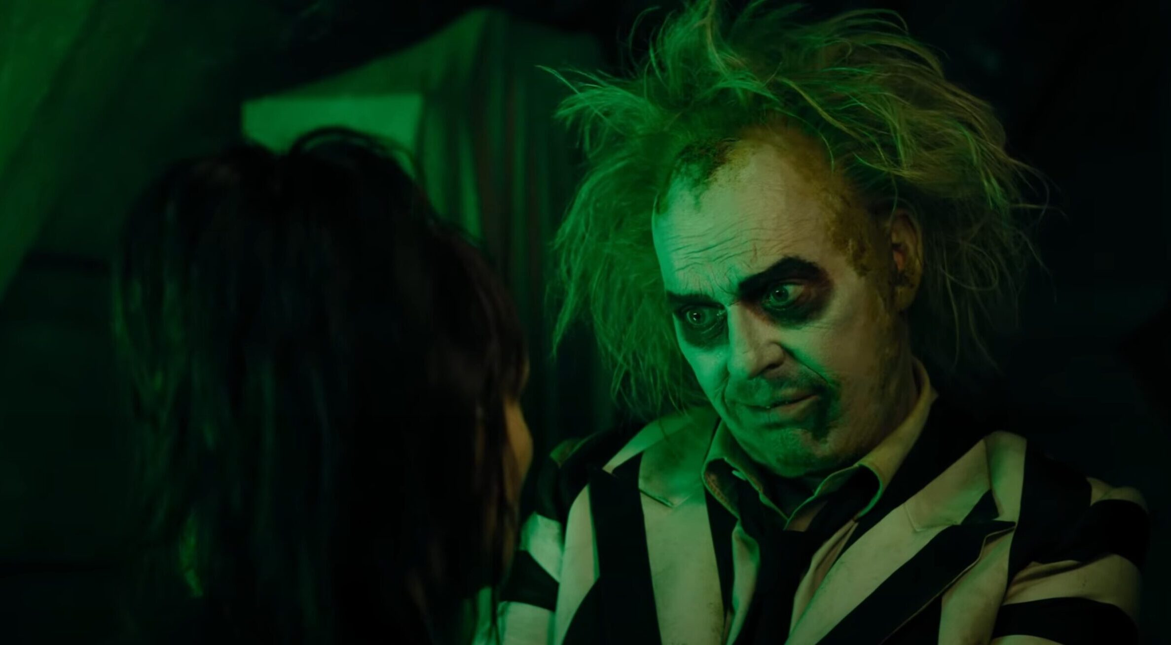 'Os Fantasmas Ainda Se Divertem': Michael Keaton é Beetlejuice novamente no trailer inédito