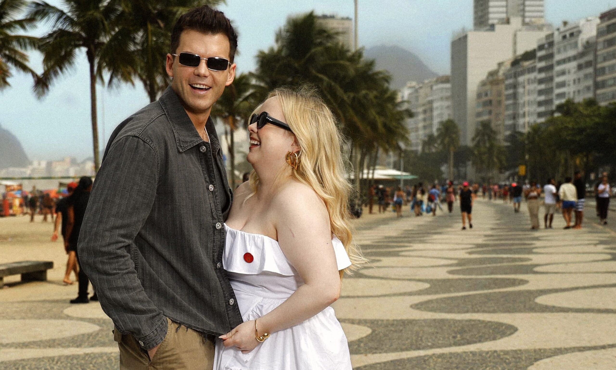 Protagonistas de 'Bridgerton' estão no Brasil para promover a 3ª temporada da série