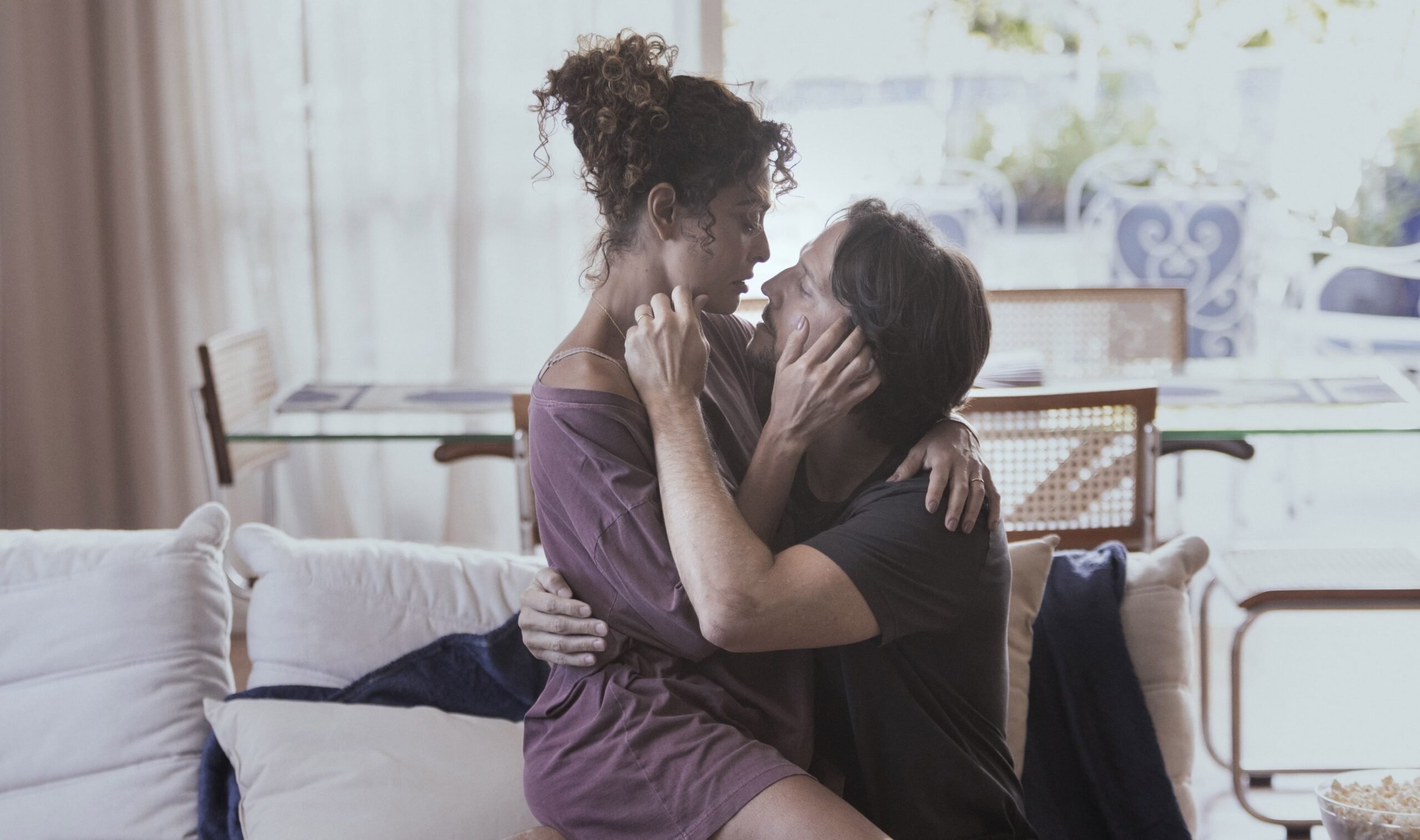 Teaser de 'Pedaço de Mim' revela gravidez dramática de personagem de Juliana Paes