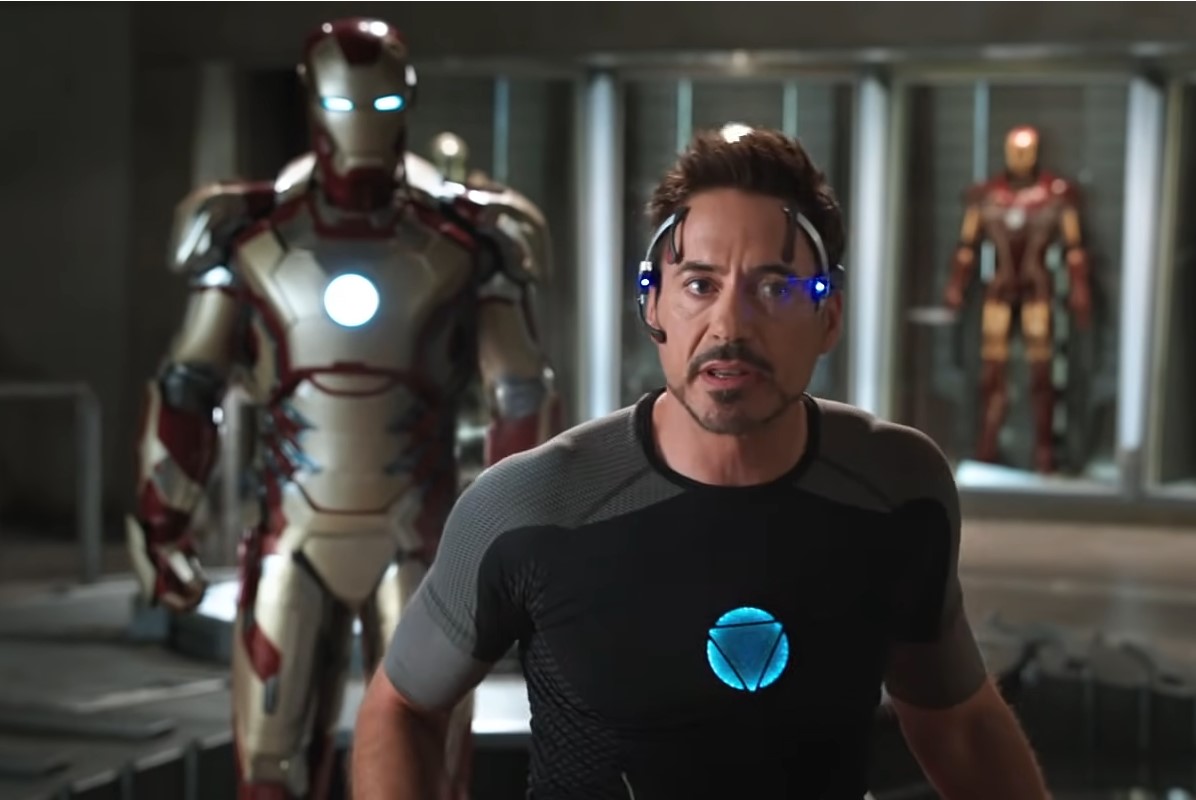 Robert Downey Jr. diz que tem a "mente surpreendentemente aberta" sobre retornar como o Homem de Ferro