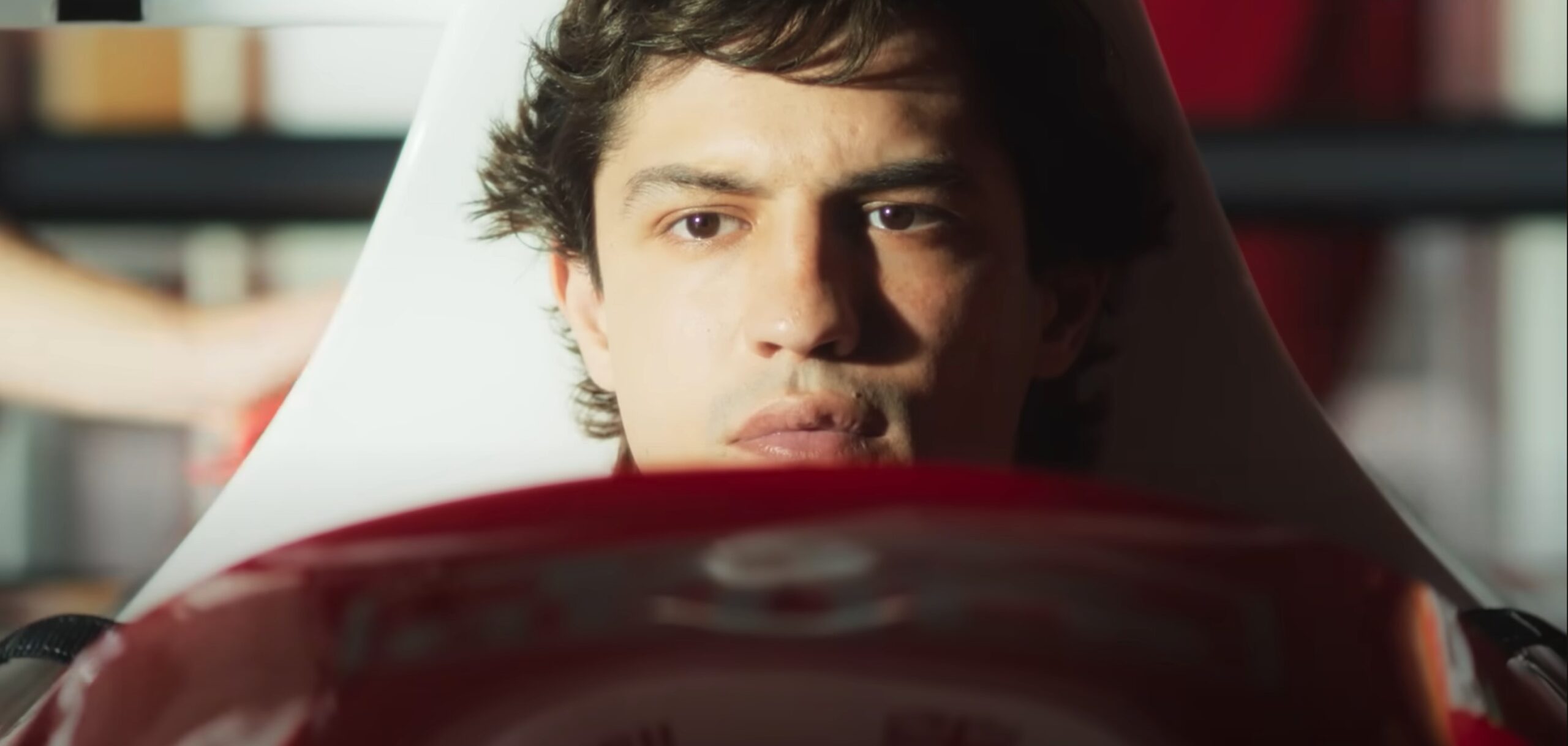 'Senna': Série sobre o piloto ganha data de estreia e pôster oficial