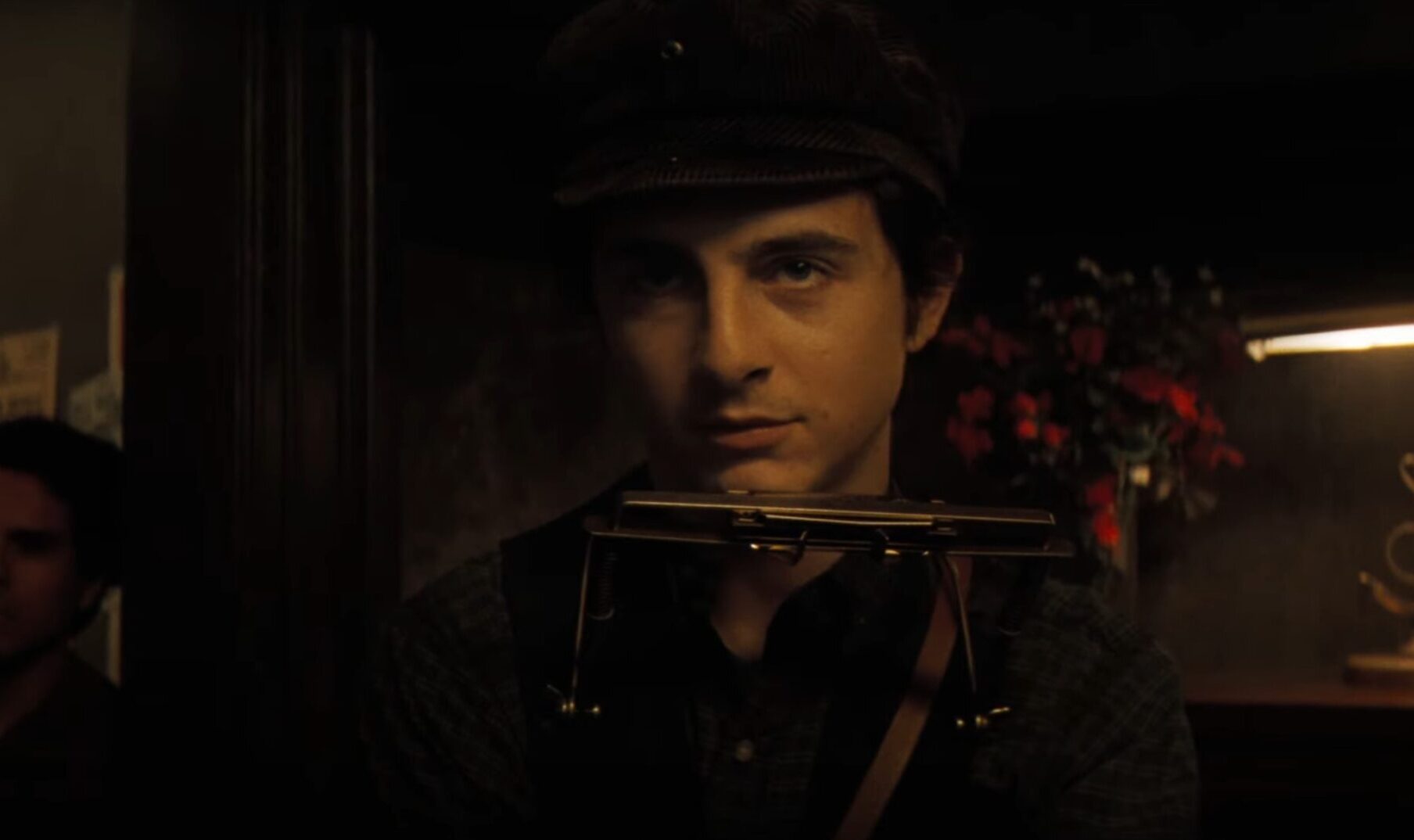 Timothée Chalamet é Bob Dylan no teaser de 'A Complete Unknown' e canta 'A Hard Rain's a-Gonna Fall'