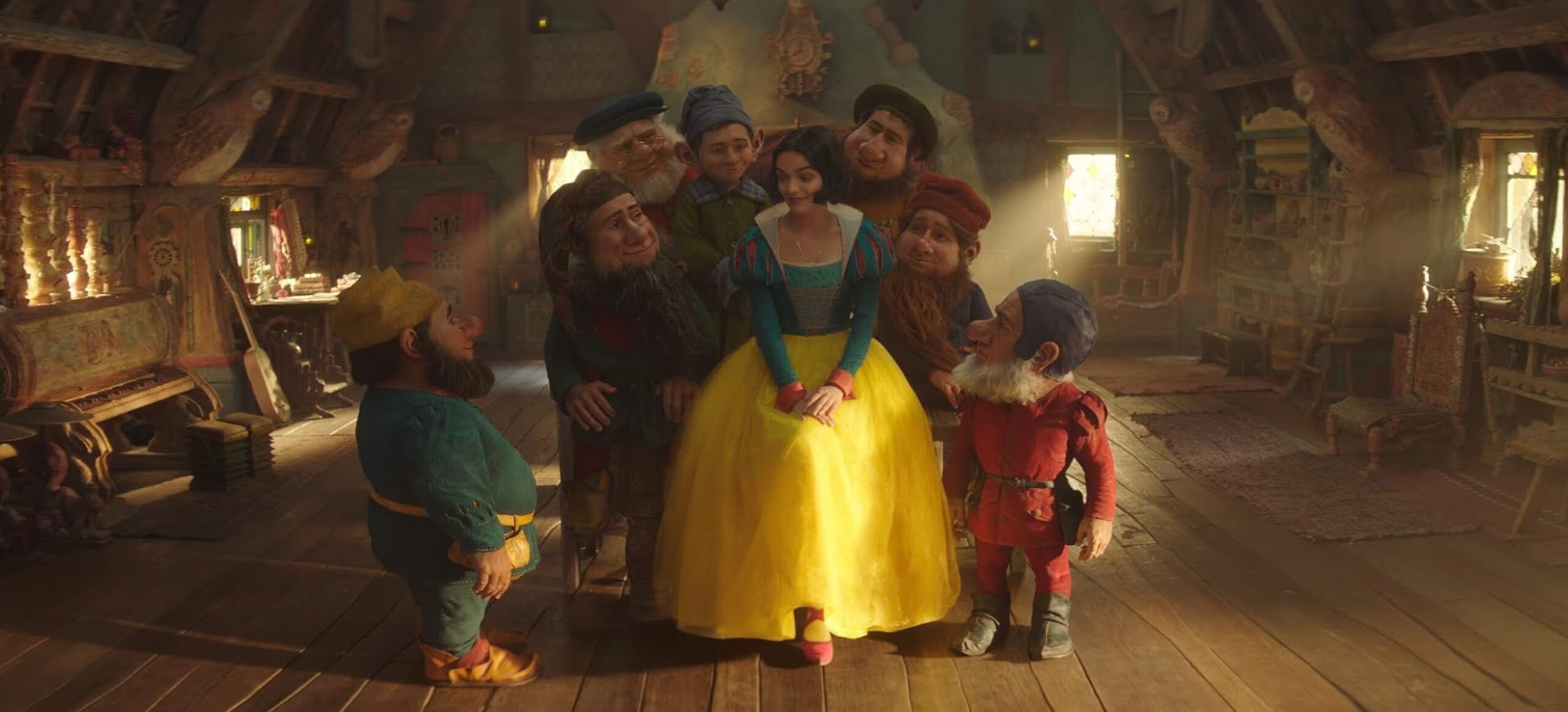'Branca de Neve': Primeiras imagens do live-action da Disney em teaser com Gal Gadot e Rachel Zegler