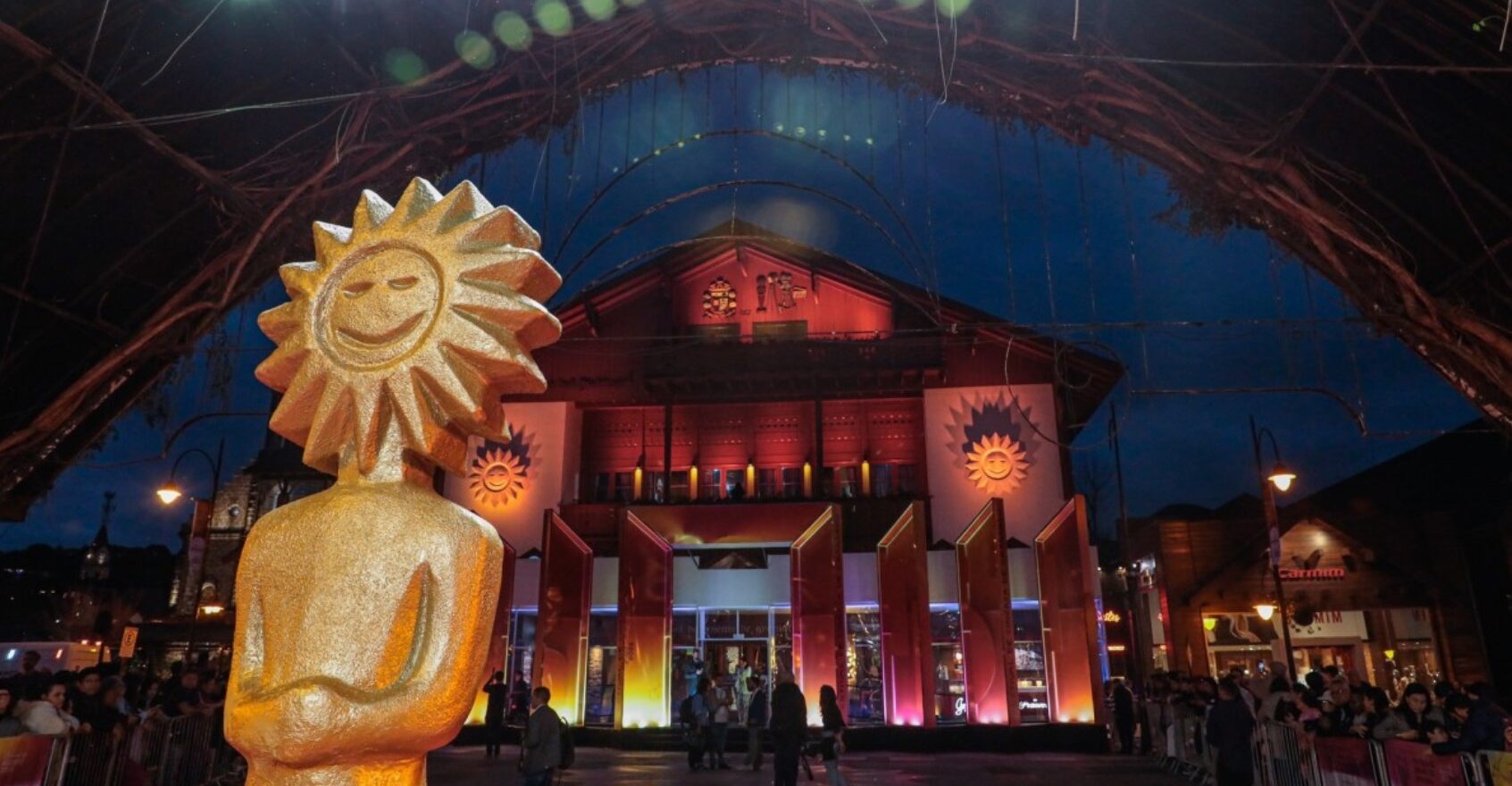 Tem início o 52º Festival de Cinema de Gramado, evento decorre até 17 de agosto