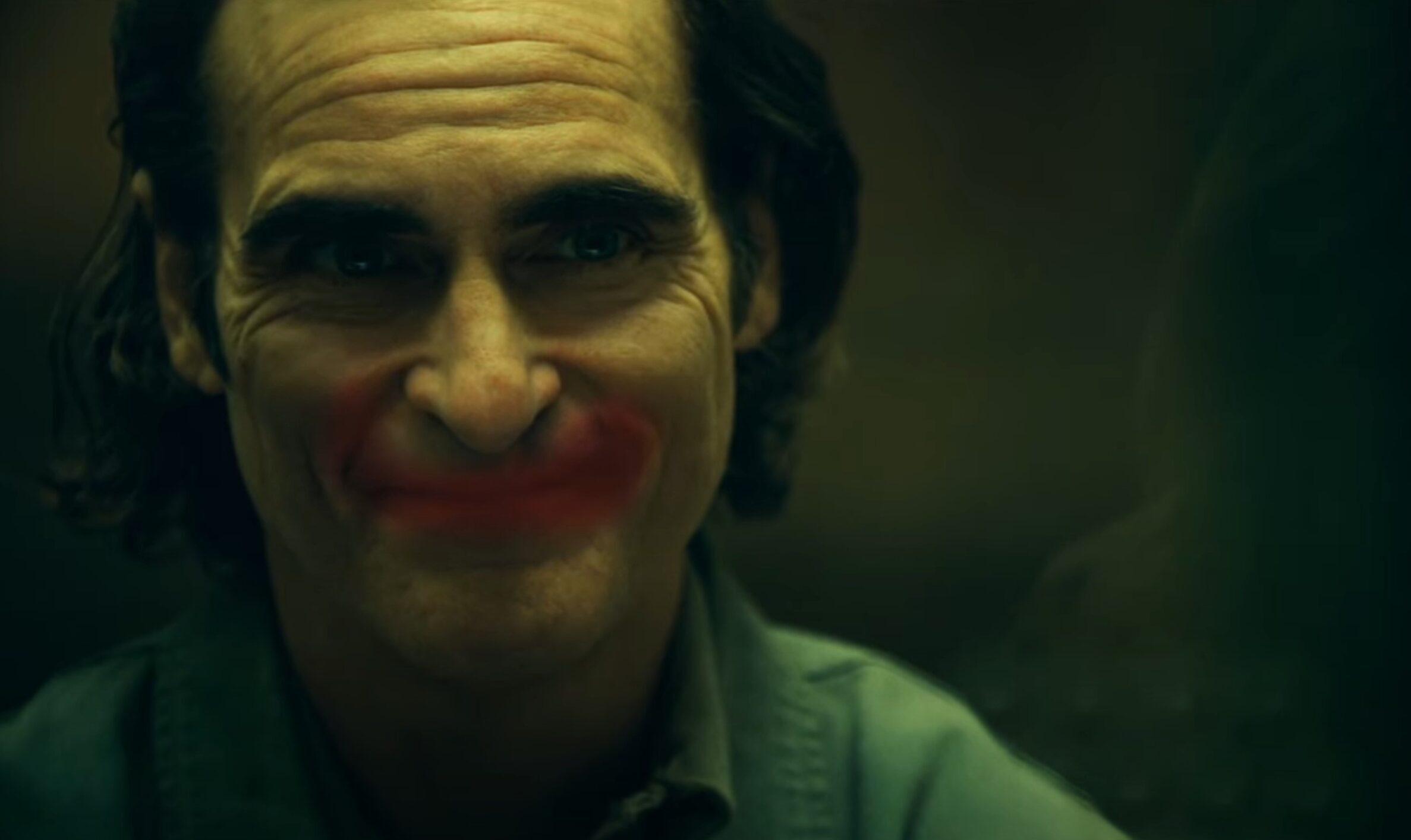 Joaquin Phoenix comenta 'Coringa: Delírio a Dois' em clipe exclusivo